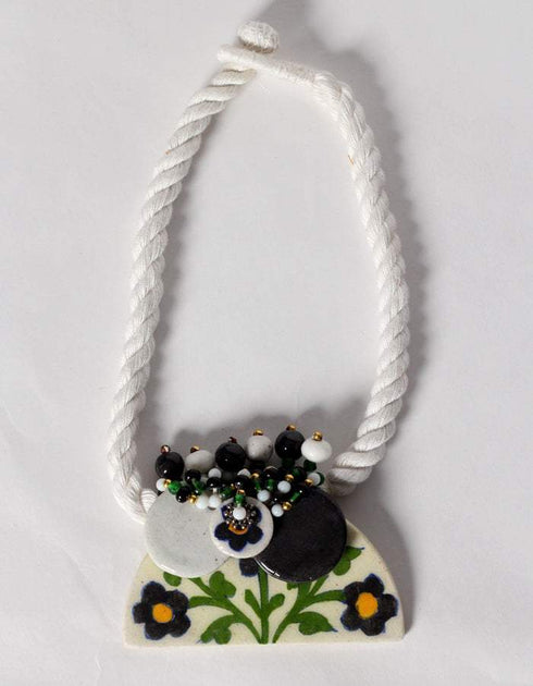 Blue Pottery Gucha Necklace (White)